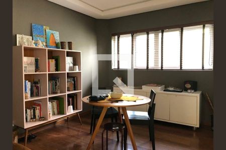 Casa à venda com 4 quartos, 210m² em Jardim Novo Mundo, São Paulo