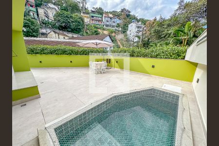Casa à venda com 363m², 3 quartos e 2 vagasÁrea Externa