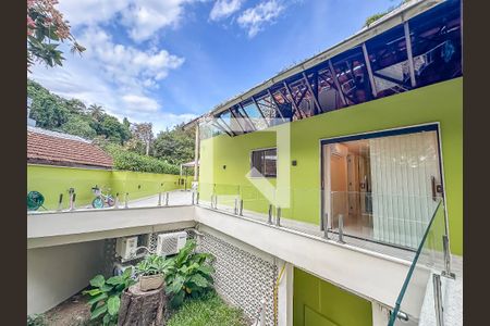 Casa à venda com 363m², 3 quartos e 2 vagasÁrea Externa