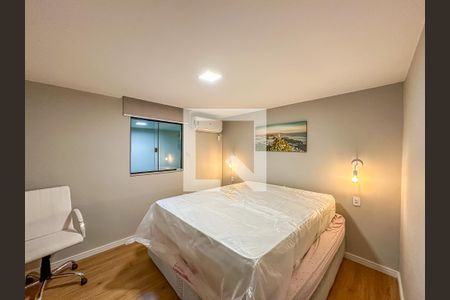 Casa à venda com 363m², 3 quartos e 2 vagasSuíte 3