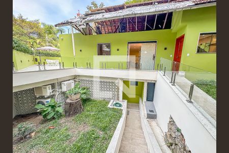 Casa à venda com 363m², 3 quartos e 2 vagasÁrea Externa