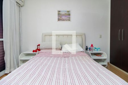 Casa de condomínio à venda com 127m², 3 quartos e 2 vagas Casa de condomínio à venda com 127m², 3 quartos e 2 vagasSuíte