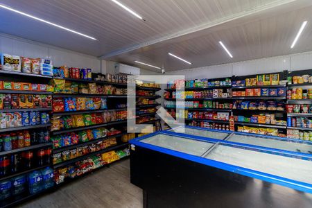 Casa de condomínio à venda com 127m², 3 quartos e 2 vagas Casa de condomínio à venda com 127m², 3 quartos e 2 vagasMIni Mercado