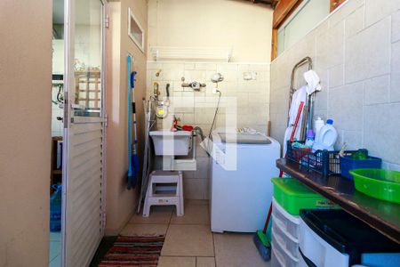 Casa de condomínio à venda com 127m², 3 quartos e 2 vagas Casa de condomínio à venda com 127m², 3 quartos e 2 vagasÁrea de Serviço