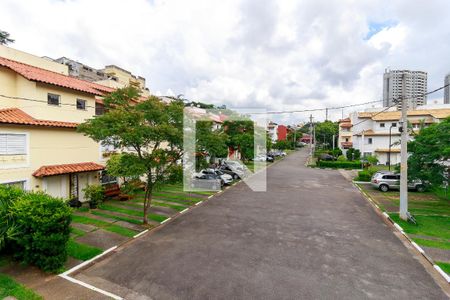 Casa de condomínio à venda com 127m², 3 quartos e 2 vagas Casa de condomínio à venda com 127m², 3 quartos e 2 vagasÁrea comum