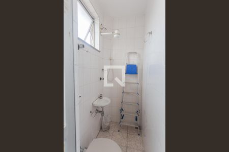 Apartamento à venda com 138m², 3 quartos e 2 vagas Apartamento à venda com 138m², 3 quartos e 2 vagasBanheiro de Serviço