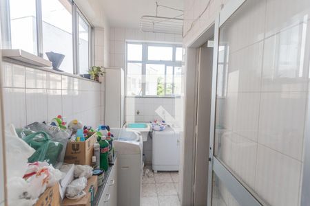 Apartamento à venda com 138m², 3 quartos e 2 vagas Apartamento à venda com 138m², 3 quartos e 2 vagasÁrea de Serviço