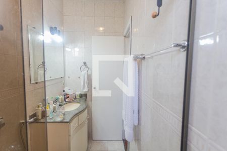 Apartamento à venda com 138m², 3 quartos e 2 vagas Apartamento à venda com 138m², 3 quartos e 2 vagasBanheiro da Suíte