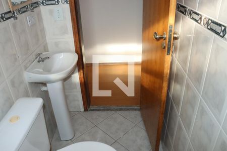Lavabo de casa para alugar com 4 quartos, 205m² em Jardim do Engenho, Cotia