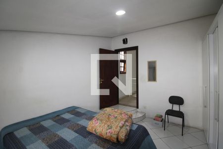 Casa à venda com 320m², 5 quartos e 8 vagasSuíte 2