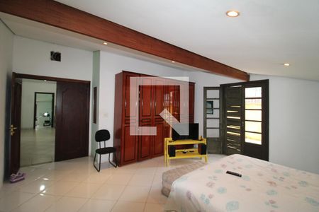 Casa à venda com 320m², 5 quartos e 8 vagasSuíte 3