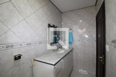 Casa à venda com 320m², 5 quartos e 8 vagasBanheiro da Suíte 2