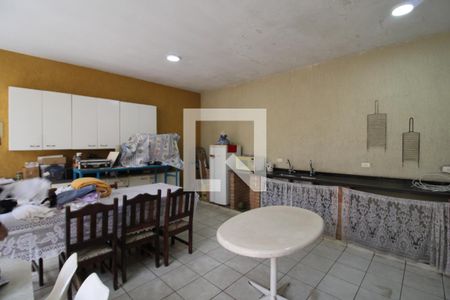 Casa à venda com 320m², 5 quartos e 8 vagasÁrea de Serviço