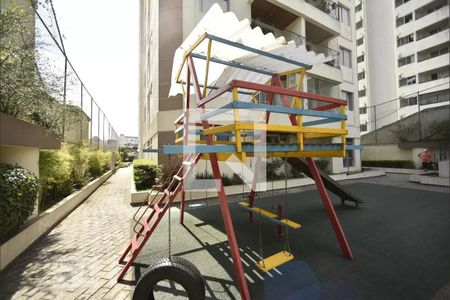 Apartamento à venda com 73m², 3 quartos e 2 vagas Apartamento à venda com 73m², 3 quartos e 2 vagasÁrea comum - Playground