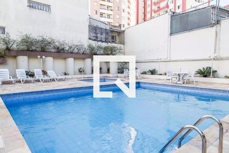 Apartamento à venda com 73m², 3 quartos e 2 vagas Apartamento à venda com 73m², 3 quartos e 2 vagasÁrea comum - Piscina