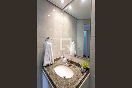 Apartamento à venda com 73m², 3 quartos e 2 vagas Apartamento à venda com 73m², 3 quartos e 2 vagasBanheiro Social