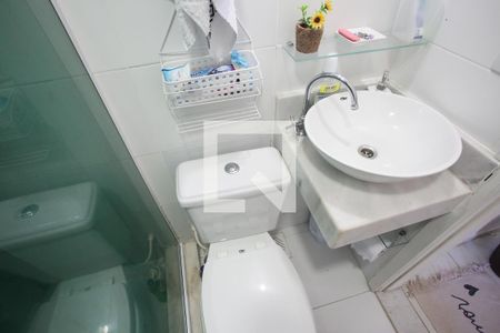 Apartamento à venda com 58m², 2 quartos e 1 vagaBanheiro Social