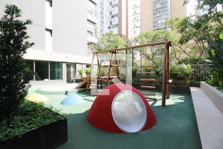 Studio à venda com 28m², 1 quarto e sem vaga Studio à venda com 28m², 1 quarto e sem vagaÁrea comum - Playground