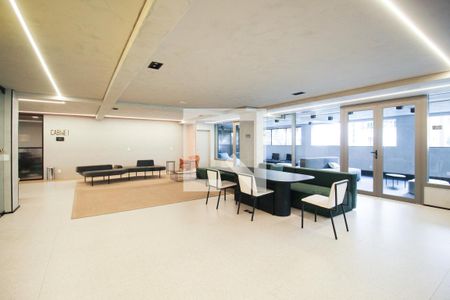 Studio à venda com 28m², 1 quarto e sem vaga Studio à venda com 28m², 1 quarto e sem vagaÁrea comum - Sala de Reunião