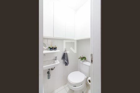 Apartamento à venda com 83m², 2 quartos e 1 vaga Apartamento à venda com 83m², 2 quartos e 1 vagaBanheiro Cozinha e Área de Serviço