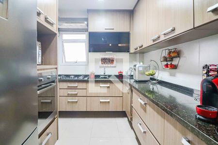 Apartamento à venda com 83m², 2 quartos e 1 vaga Apartamento à venda com 83m², 2 quartos e 1 vagaCozinha e Área de Serviço