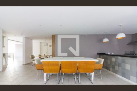 Apartamento à venda com 123m², 4 quartos e 2 vagas Apartamento à venda com 123m², 4 quartos e 2 vagasÁrea comum - Salão de festas
