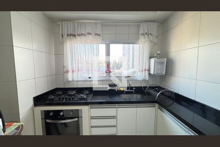 Apartamento à venda com 90m², 3 quartos e 2 vagasCozinha