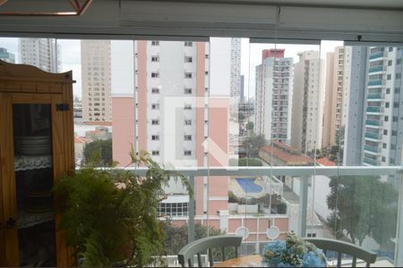 Apartamento à venda com 68m², 2 quartos e 1 vaga Apartamento à venda com 68m², 2 quartos e 1 vagaSacada
