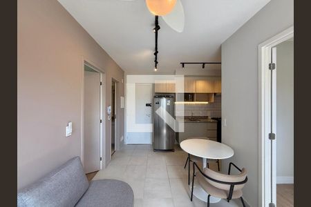 Sala de apartamento para alugar com 2 quartos, 36m² em Santo Amaro, São Paulo