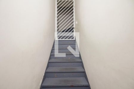 Casa à venda com 50m², 1 quarto e sem vaga Casa à venda com 50m², 1 quarto e sem vagaEntrada