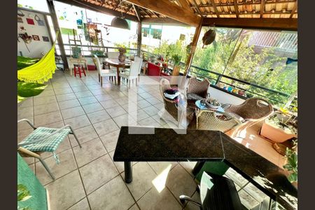 Apartamento à venda com 148m², 4 quartos e 2 vagasCobertura