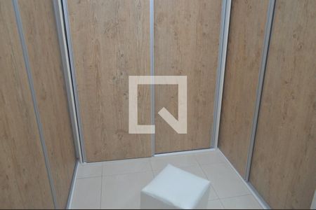 Casa à venda com 134m², 2 quartos e 1 vagaCloset