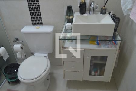 Casa à venda com 134m², 2 quartos e 1 vagaBanheiro 2