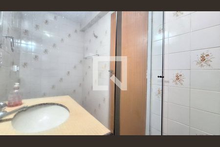 Apartamento à venda com 100m², 3 quartos e 2 vagas Apartamento à venda com 100m², 3 quartos e 2 vagasBanheiro da Suíte