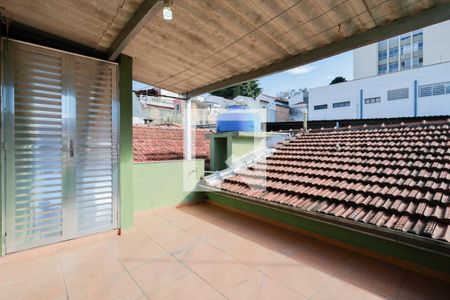 Casa à venda com 126m², 3 quartos e 2 vagas Casa à venda com 126m², 3 quartos e 2 vagasÁrea de serviço