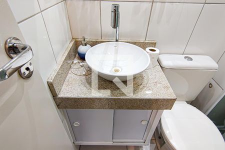 Apartamento à venda com 52m², 2 quartos e 1 vagaBanheiro Social