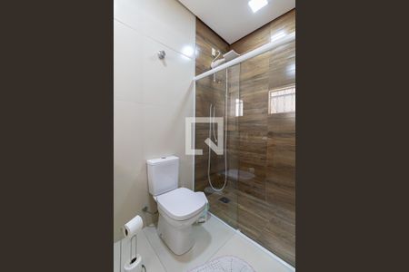 Banheiro Suíte de casa à venda com 2 quartos, 182m² em Vila Granada, São Paulo