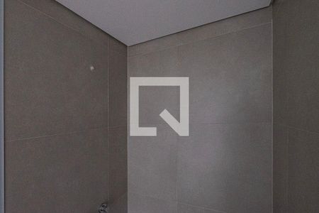 Banheiro de apartamento à venda com 1 quarto, 35m² em Pinheiros, São Paulo