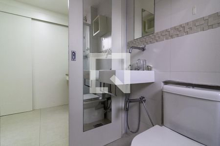 Apartamento à venda com 46m², 1 quarto e 1 vaga Apartamento à venda com 46m², 1 quarto e 1 vagaBanheiro