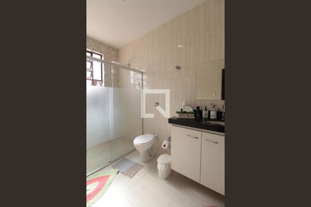 Casa à venda com 360m², 5 quartos e 4 vagasBanheiro da Suíte 1