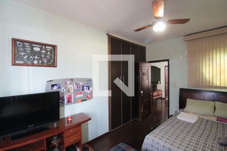 Casa à venda com 360m², 5 quartos e 4 vagasQuarto 2