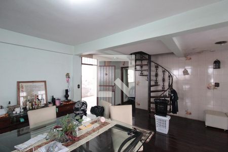 Casa à venda com 360m², 5 quartos e 4 vagasCopa