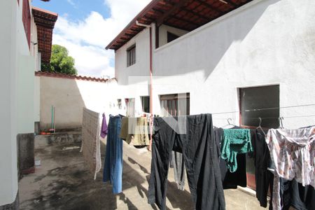 Casa à venda com 360m², 5 quartos e 4 vagasQuintal