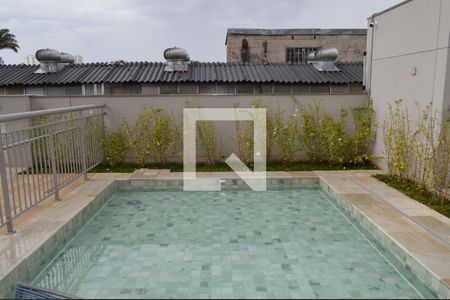 Studio à venda com 83m², 1 quarto e 1 vagaPiscina