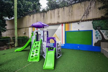 Apartamento à venda com 56m², 2 quartos e 1 vaga Apartamento à venda com 56m², 2 quartos e 1 vagaPlayground