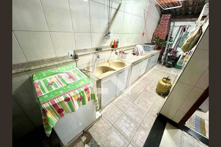 Apartamento à venda com 114m², 3 quartos e 1 vaga Apartamento à venda com 114m², 3 quartos e 1 vagaÁrea de Serviço