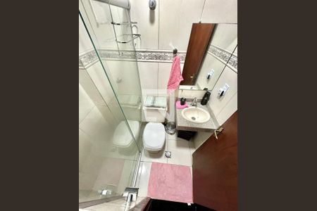 Apartamento à venda com 114m², 3 quartos e 1 vaga Apartamento à venda com 114m², 3 quartos e 1 vagaBanheiro da Suíte