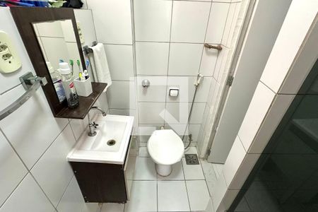Apartamento à venda com 45m², 2 quartos e sem vaga Apartamento à venda com 45m², 2 quartos e sem vagaBanheiro