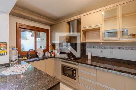 Casa à venda com 204m², 3 quartos e 2 vagas Casa à venda com 204m², 3 quartos e 2 vagasCozinha