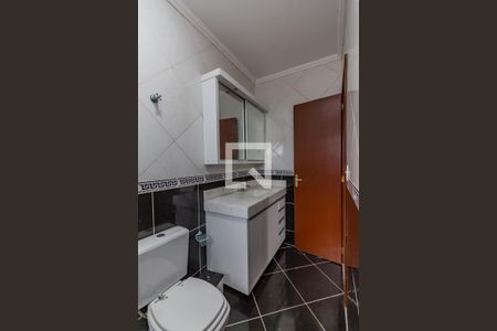 Casa à venda com 204m², 3 quartos e 2 vagas Casa à venda com 204m², 3 quartos e 2 vagasBanheiro da Suíte